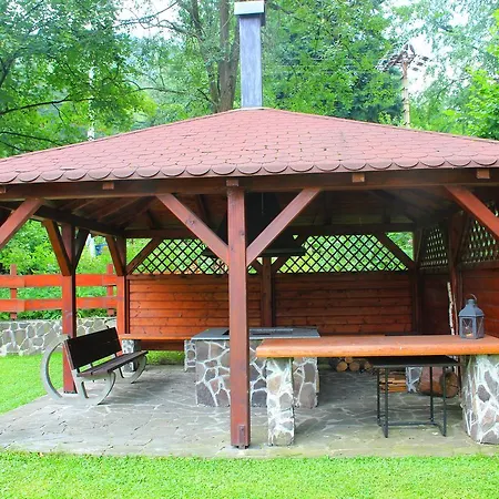 Rosa Chalet